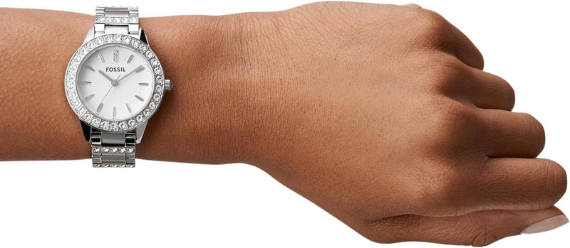 Fossil Jesse Uhr für Damen, Quarz-Dreizeigerwerk mit Edelstahlarmband